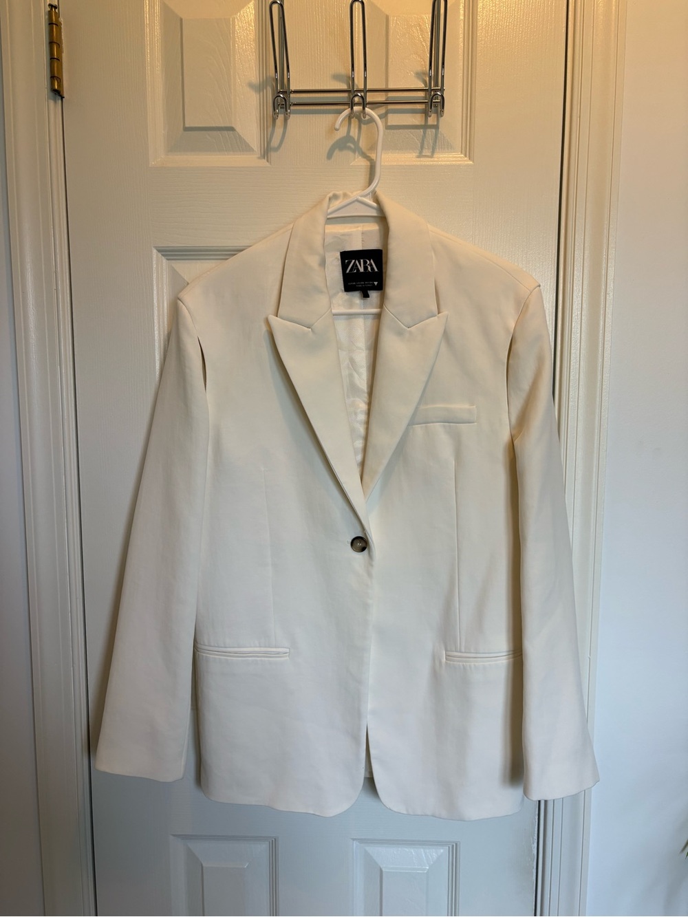 Zara Cream Single-Button Notch Lapel Blazer
